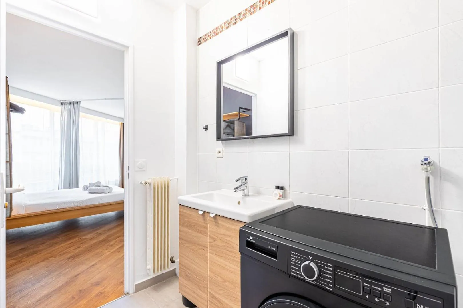 Guestready - Black Pearl Close To The Metro Paris 0*,  France